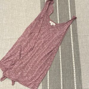Jessica Simpson maternity ruffle tank M